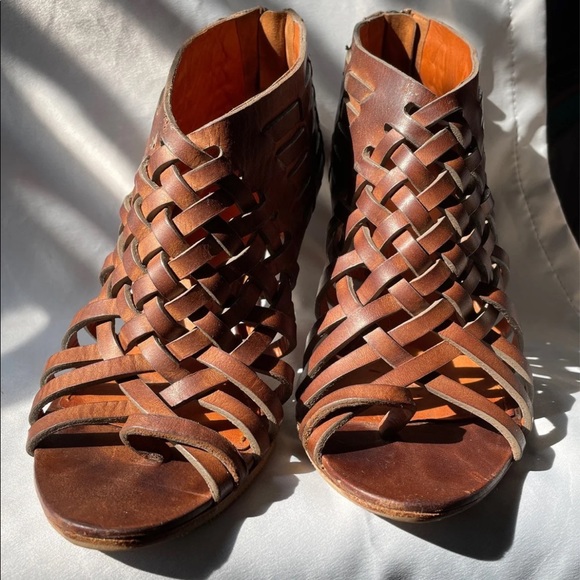 GIVENCHY Brown Leather Sandals size 7 - Picture 2 of 10